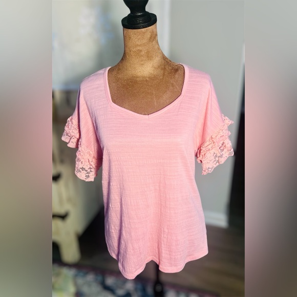 Dolman Short Sleeve Lace Cuff Blouse Pink Women's size - Picture 3 of 6